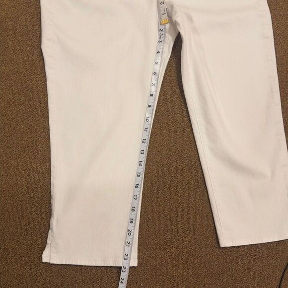 SPANX‎ - Picture 5 of 11